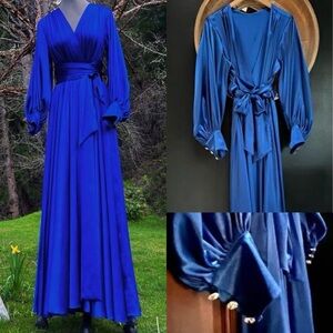 NWOT Catherine D’Lish Royal Blue Beverly Gown w/ Crystal Cuffs